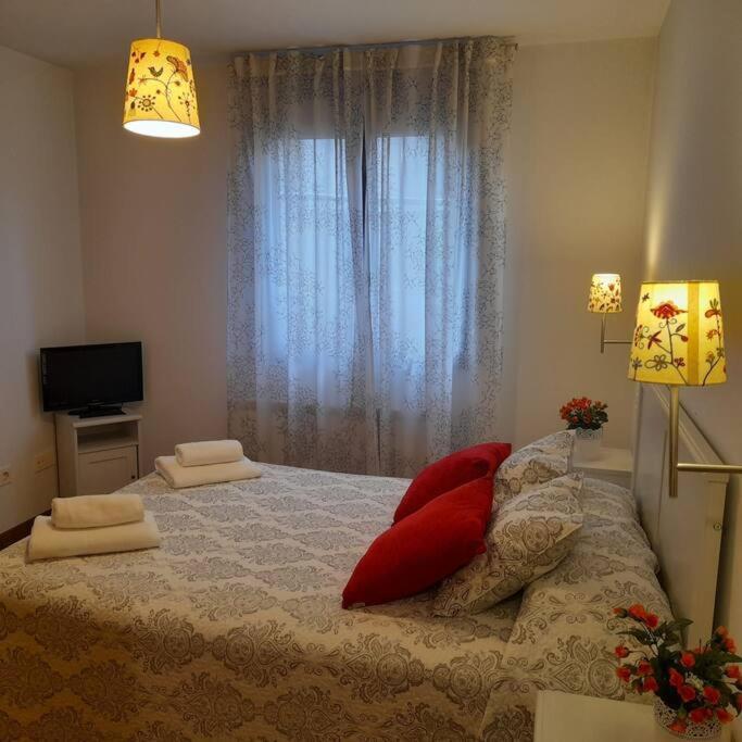 Precioso Apartamento A Pie De Montanas Y Playas Carrena de Cabrales Eksteriør bilde